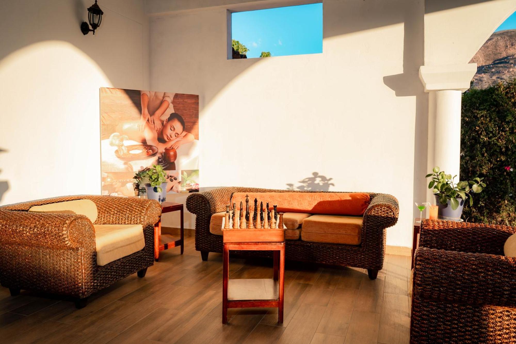 Agustos Hotel Urubamba